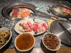 -阪尚皇·原切牛排·烤肉火锅自助(北京路店)