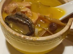 -上海漕河泾万丽酒店