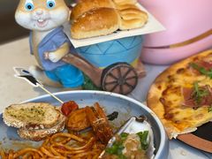 -水桶王国主题餐厅·聚会·生日派对·亲子活动·家庭套餐(亚龙湾希尔顿店)