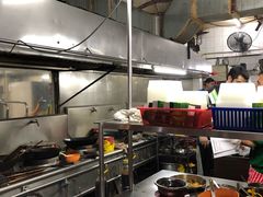 -黄亚华小食店(Jalan Alor)
