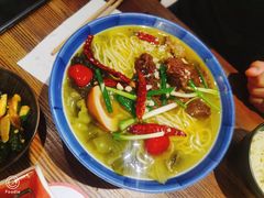 -千金一碗·宝岛一村(韩国街店)