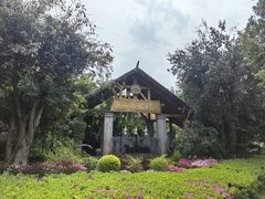 -腾冲洞山温泉村