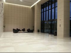 -西子国际中心-停车场