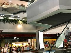 -东荟城名店仓