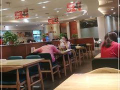 大堂-小六汤包砂煲菜(文景路店)