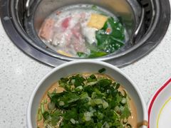 -龍歌自助小火锅(芝罘万达店)