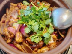 -胡须佬鸡煲四季火锅店(石厦西村直营店)