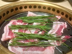 -蚂蚁洞·烤肉大营地(上海静安大悦城店)