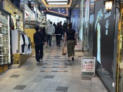 -金宝外贸服装城(桃花江国际服装城店)