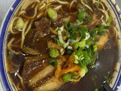 -易记皮肚面(明瓦廊店)