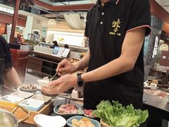 -得意咚瓜·顺德鱼生·冬瓜火锅(深圳首店)