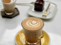 -UNI UNI(环亚凯瑟琳店)