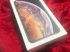 -Apple零售店(华贸购物中心店)