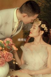 -雪中彩影婚纱摄影·微光艺术中心