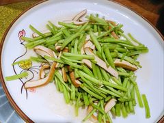 芦蒿香干-再回头私房菜·老南京菜