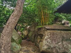 -石峰岩寺