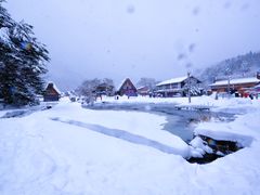 -白川乡与五箇山的合掌构造村落