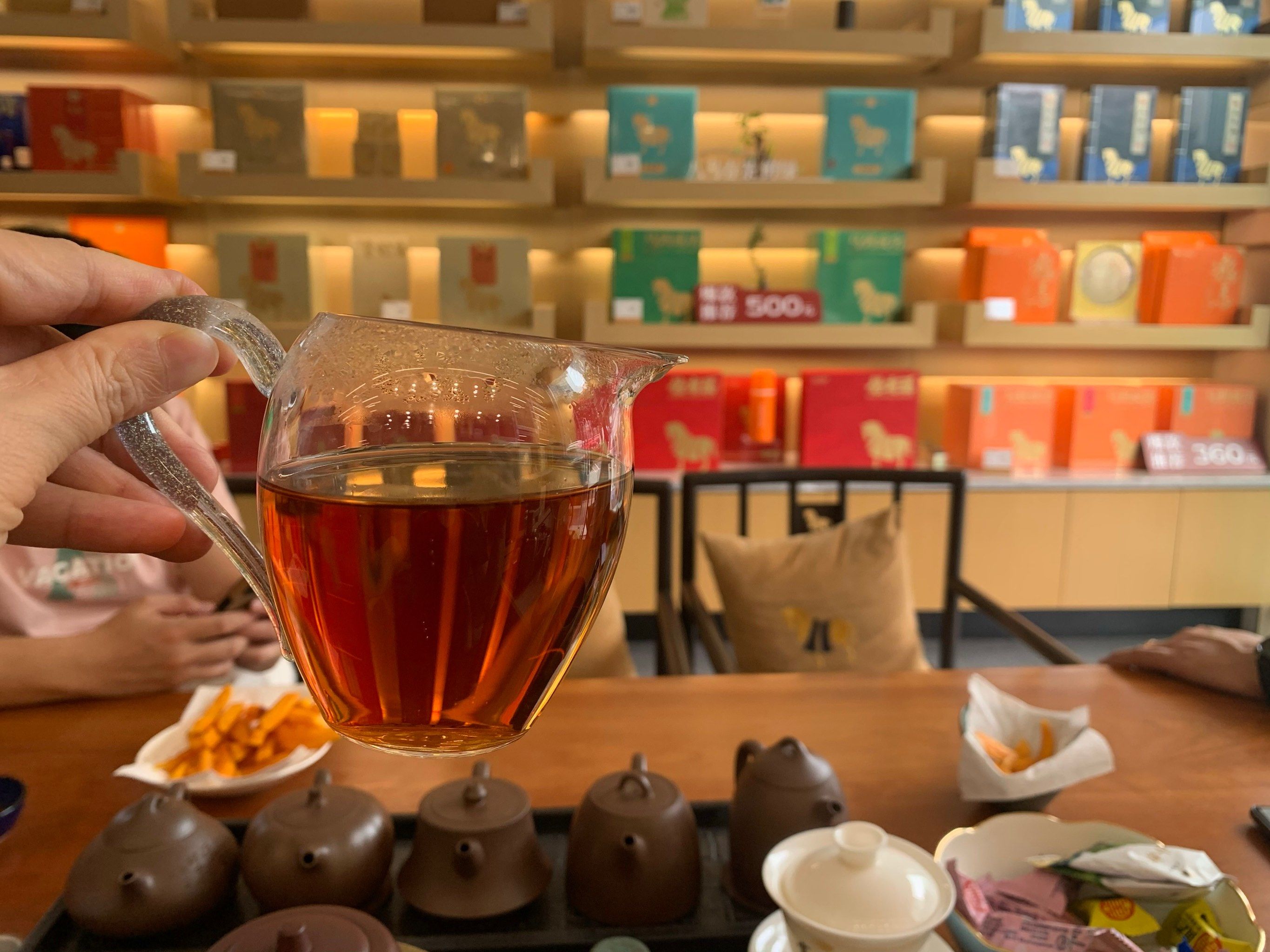 品茶静心人生如茶 #喝茶 
天气变化莫测
多喝老白茶
#茶系慢