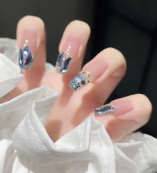 -悦指间美甲美睫