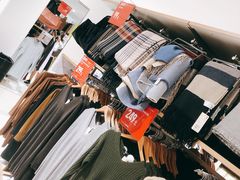 -优衣库(武汉国际广场店)