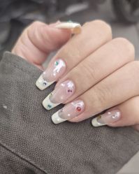 -晨·艺美甲美睫