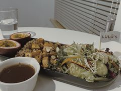 百香果鸡肉沙拉-露露家咖啡店