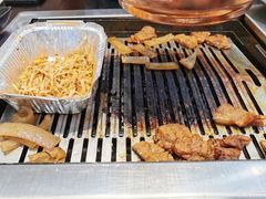 -臻牛烤肉