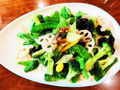 养生小炒-那家老院子东北菜·饺子·小鸡炖蘑菇(艳华街店)