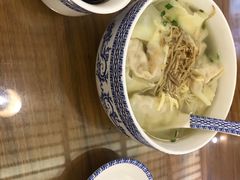 -笑来喜馄饨小笼工坊店(湖滨街店)