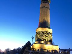 -人民防洪胜利纪念塔