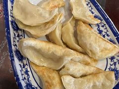 马蹄锅贴-长人馄饨铺(解放街店)