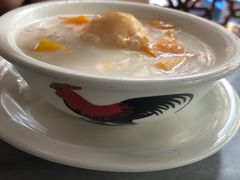 芒果椰汁西米露加雪糕-黄师奶甜品店