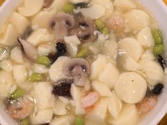 -侬佳蒸菜馆(听潮店)