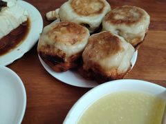 -宝瑞门钉肉饼店