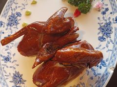 柚子酱烧玻璃中鸽-粤·向群饭店(二沙岛店)