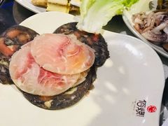 -佰烧海鲜烤肉火锅自助(世茂国际广场店)