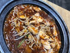 -极有家小鱼小鸡石锅煲(佳兆业店)