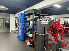 -坚果健身24小时工作室(定西路店)