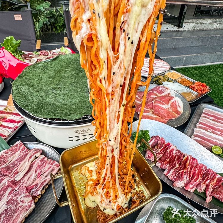 难怪大学生这么爱吃 确实有意思各种diy烤肉！