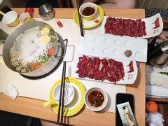 -牛缘村·贵州黄牛肉火锅(西善桥店)