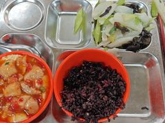 -自贡盐帮菜·玩辣餐厅(樱花园西街店)