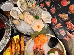 -牛YO寿喜烧·铁板烧和牛火锅自助(市府恒隆店)