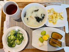 -臻儿屿月子会所(茶山店)