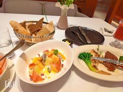 -马克西姆俄罗斯餐厅(通亚街店)