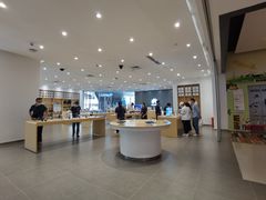 -华为授权体验店(中山公园来福士)