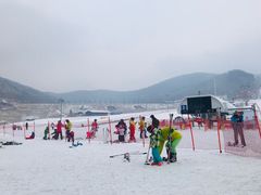 -中旅松花湖滑雪场