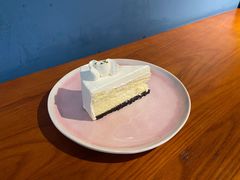 -Be Lived Cafe比例咖啡(摩天轮店)