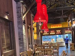 -野山舂·贵州现舂酸汤牛肉(东山店)