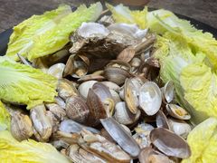 海鲜一箩筐-日进一片海.生腌海鲜火锅.宵夜烧烤(三里屯总店)