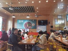 -伊麦佳兰州牛肉面清真美食店